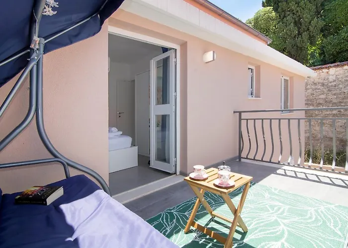 Studio Apartment Bojodo